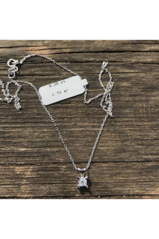 0.20ct Tektaş Mozanit Kolye
