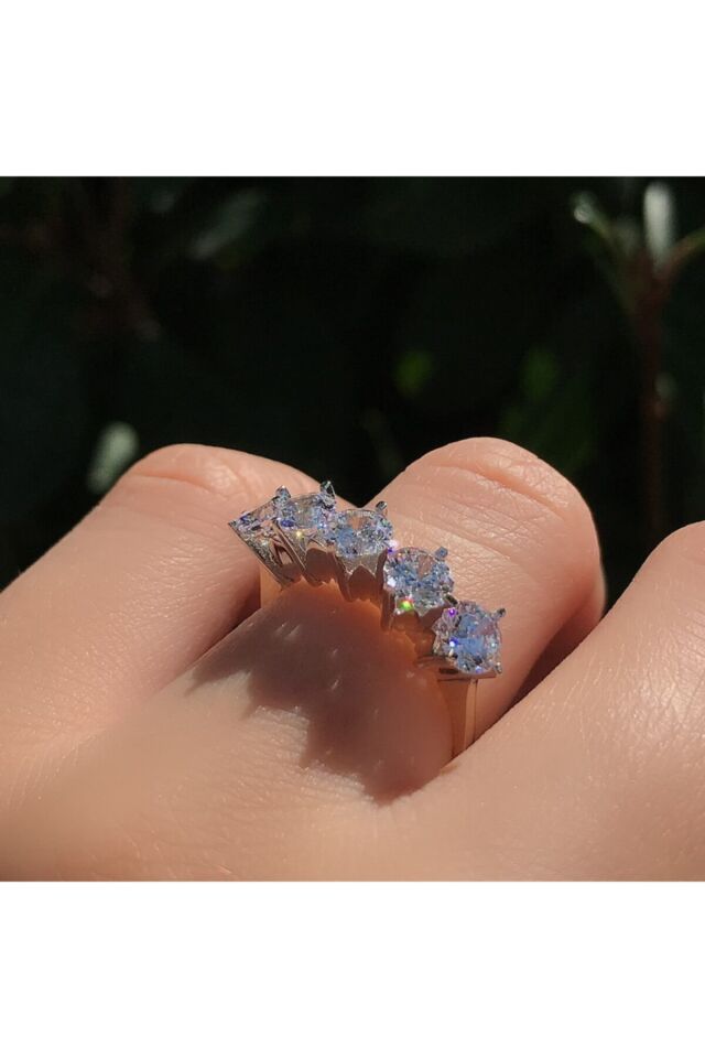 Beştaş Altın Yüzük