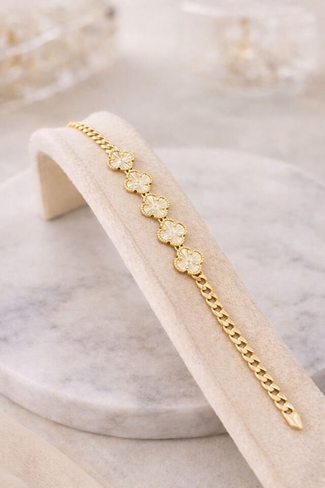 Yonca altın bileklik