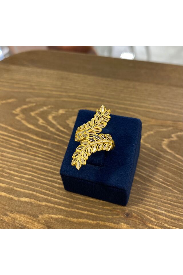 Başak modeli altın yüzük