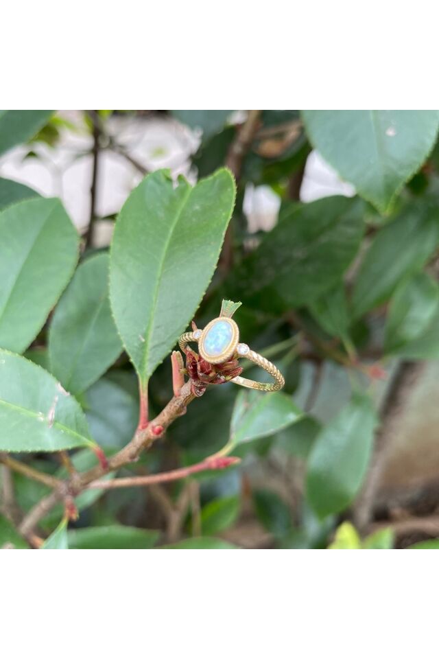 opal minimal altın yüzük