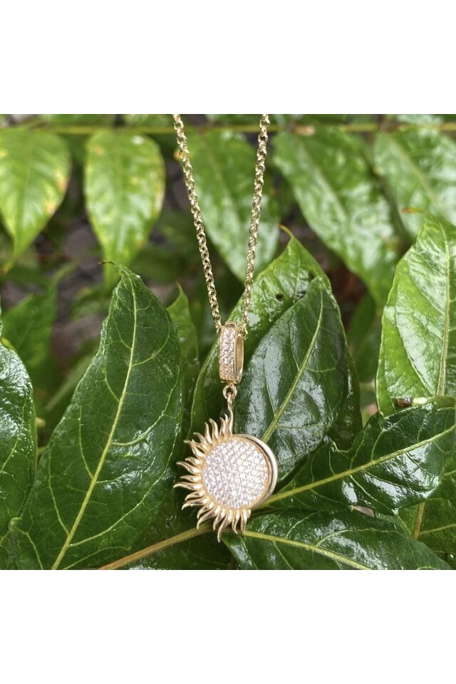 Ay ve güneş altın kolye