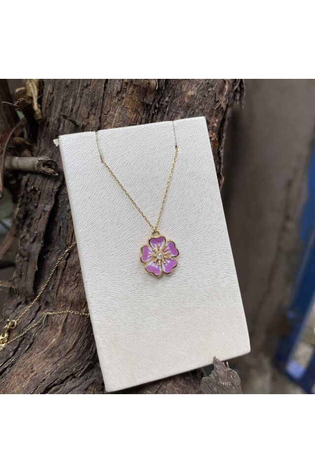 Altın çiçek kolye