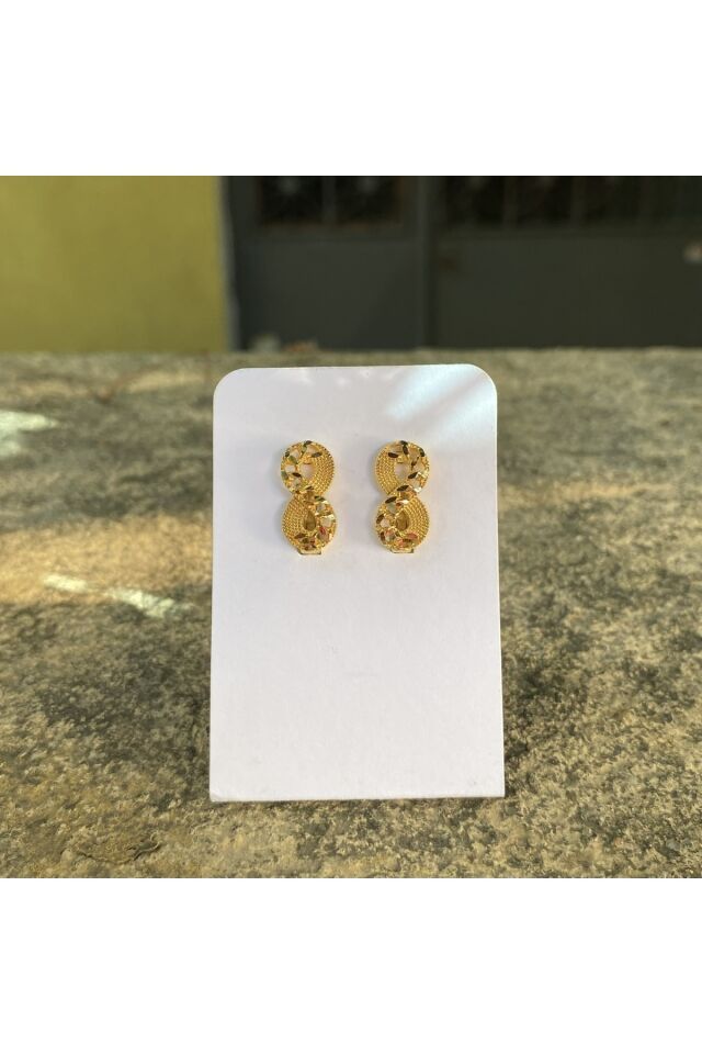 Altın sonsuzluk küpe