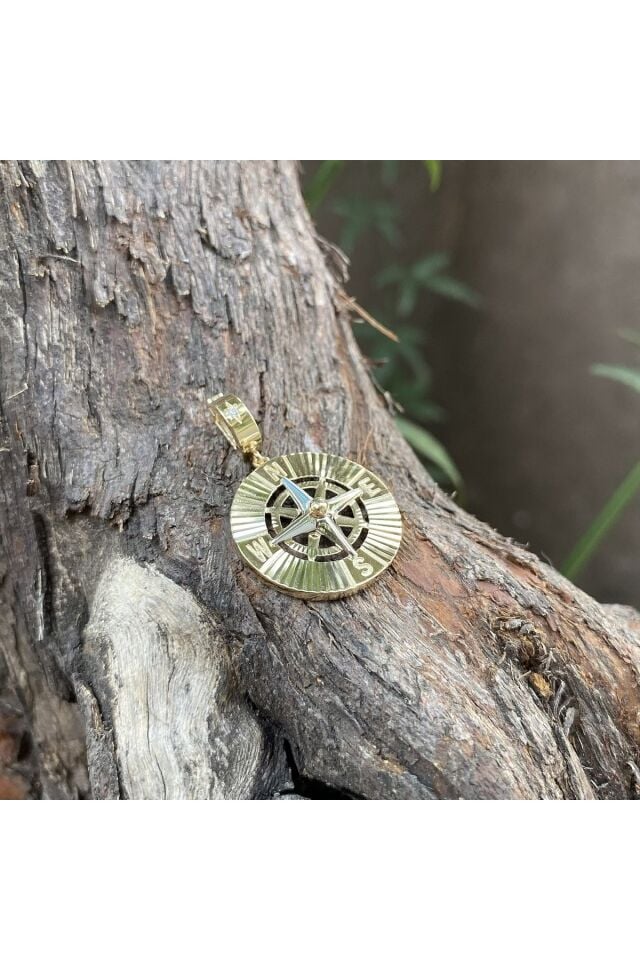 Pusula altın kolye ucu