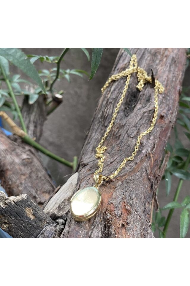 Altın Madalyon Kolye