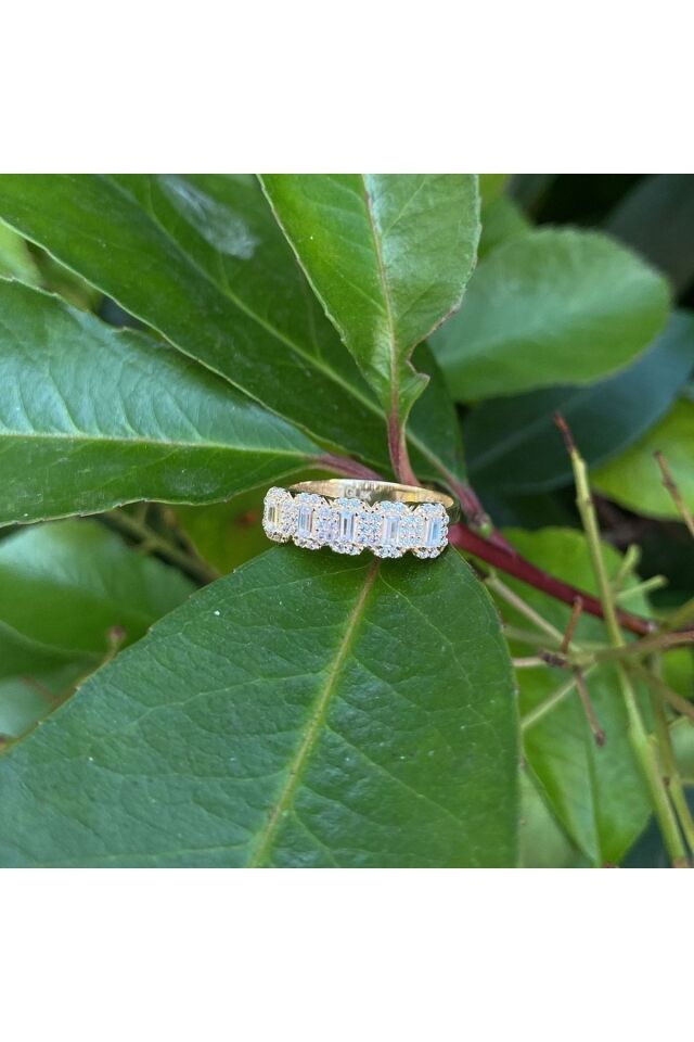 Bagettaşlı beştaş