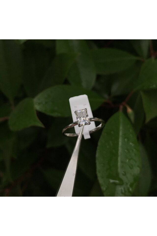 1.00karat Baget Mozanit Yüzük